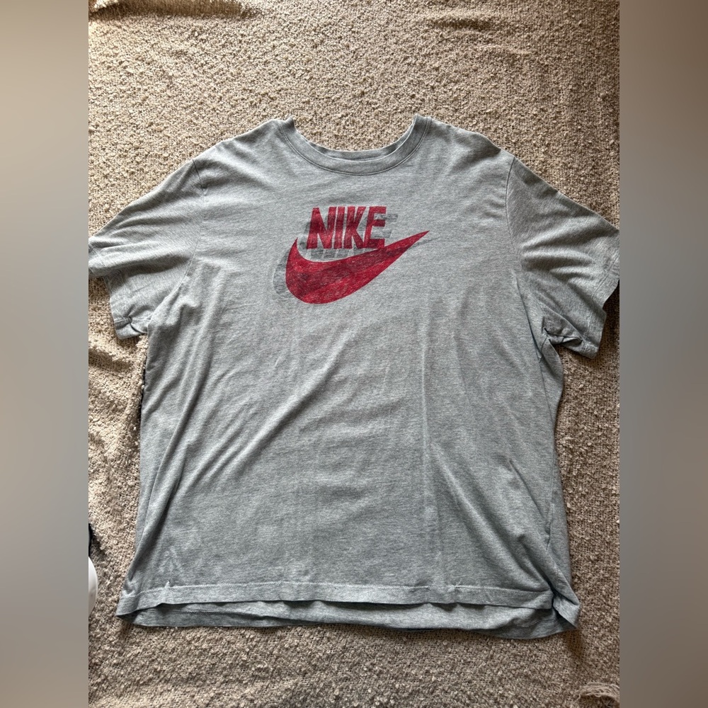 Nike Heather Gray Tee